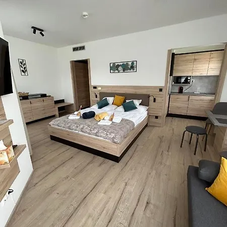 Hotel de apartamente D&d Wellness Apatmanok - Dani Wellness 4*
